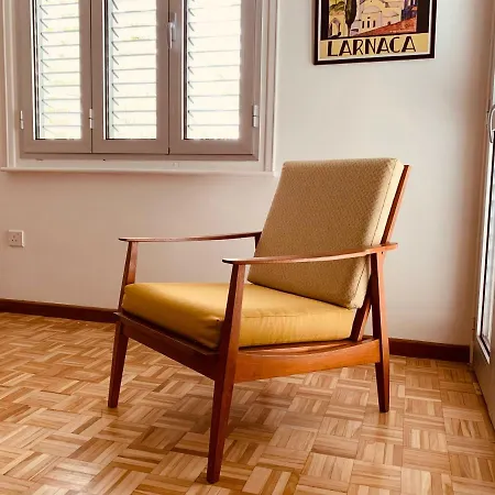 Retro-modern Luxury Flat In Agios Andreas Apartment *