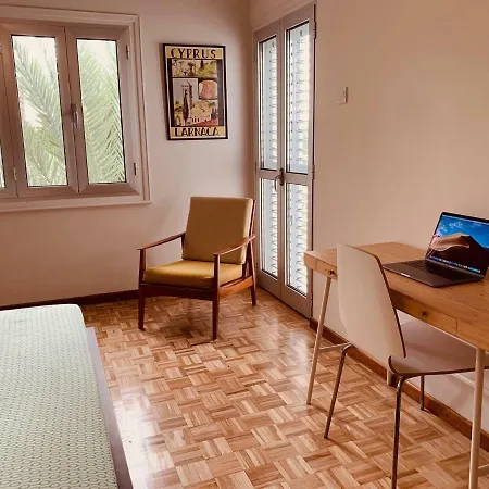 Retro-modern Luxury Flat In Agios Andreas Apartment *